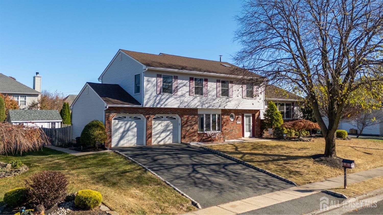 Property Photo:  447 Kosciusko Avenue  NJ 07080 