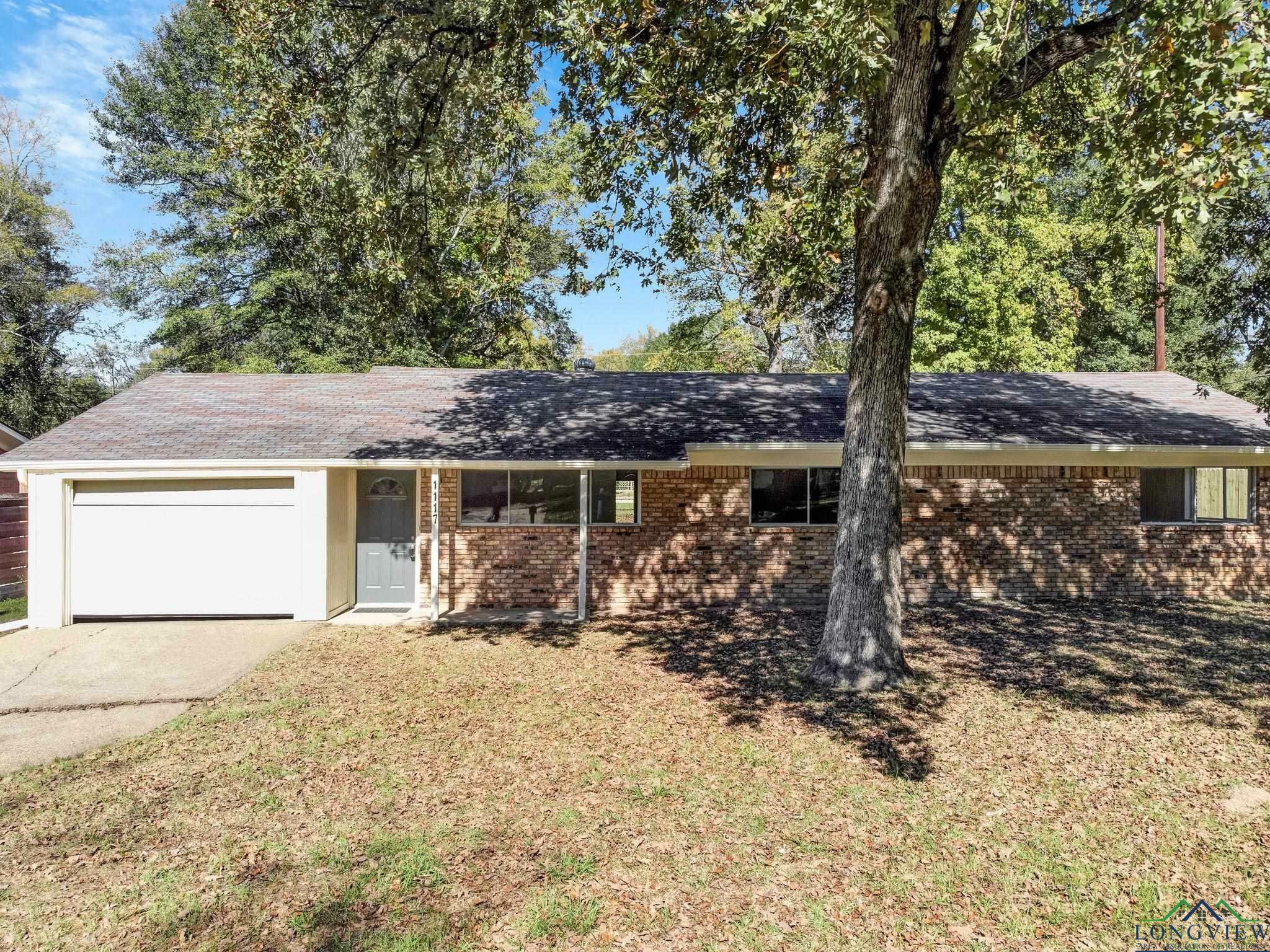 1117 Lemmons Dr.  Longview TX 75602 photo