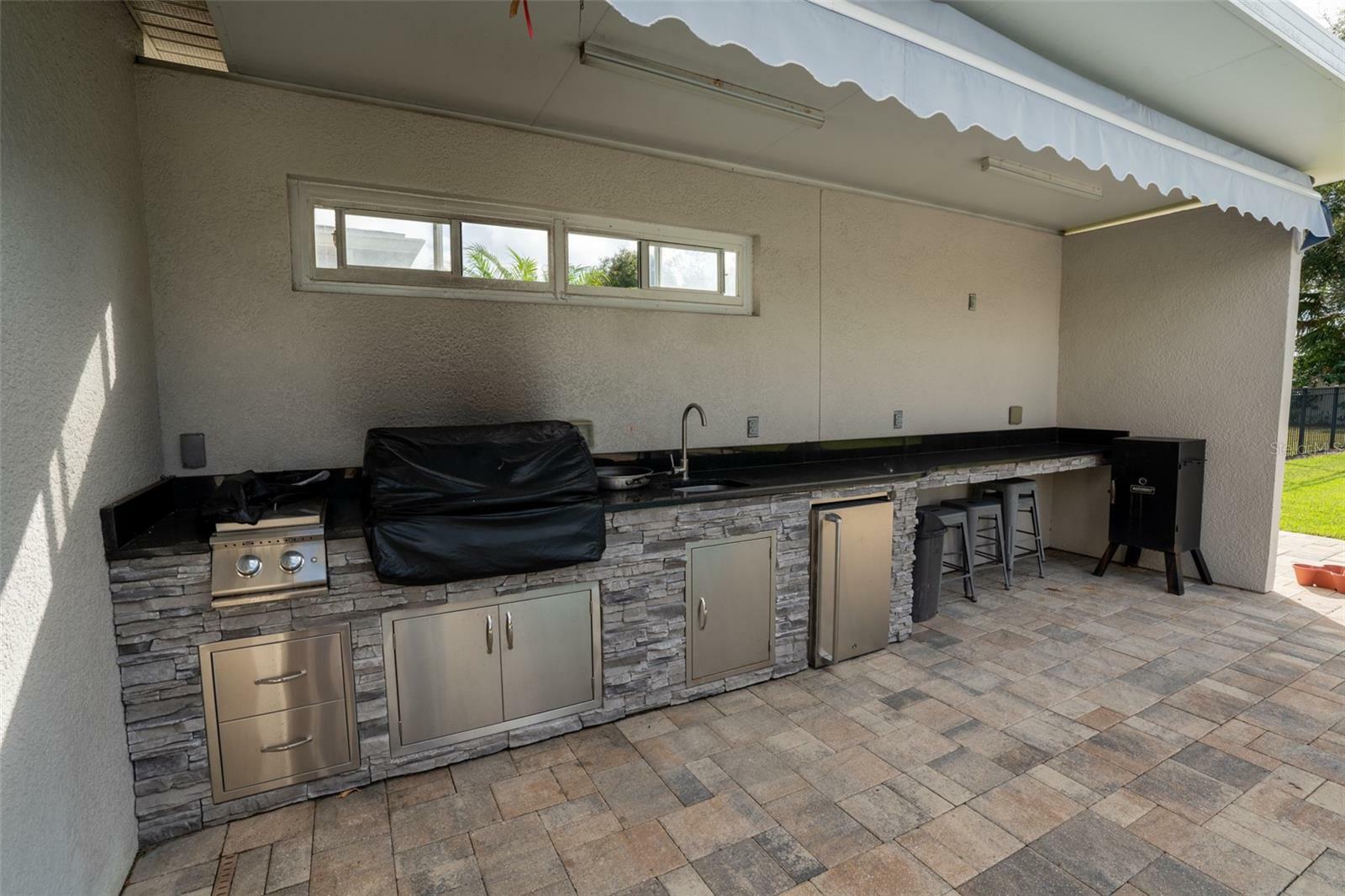 Property Photo:  6908 Phillips Reserve Court  FL 32819 