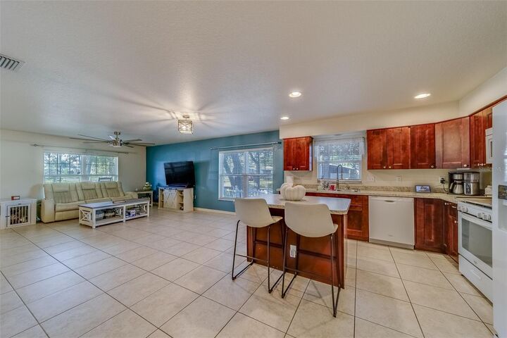 Property Photo:  1300 Milton Street  FL 33756 