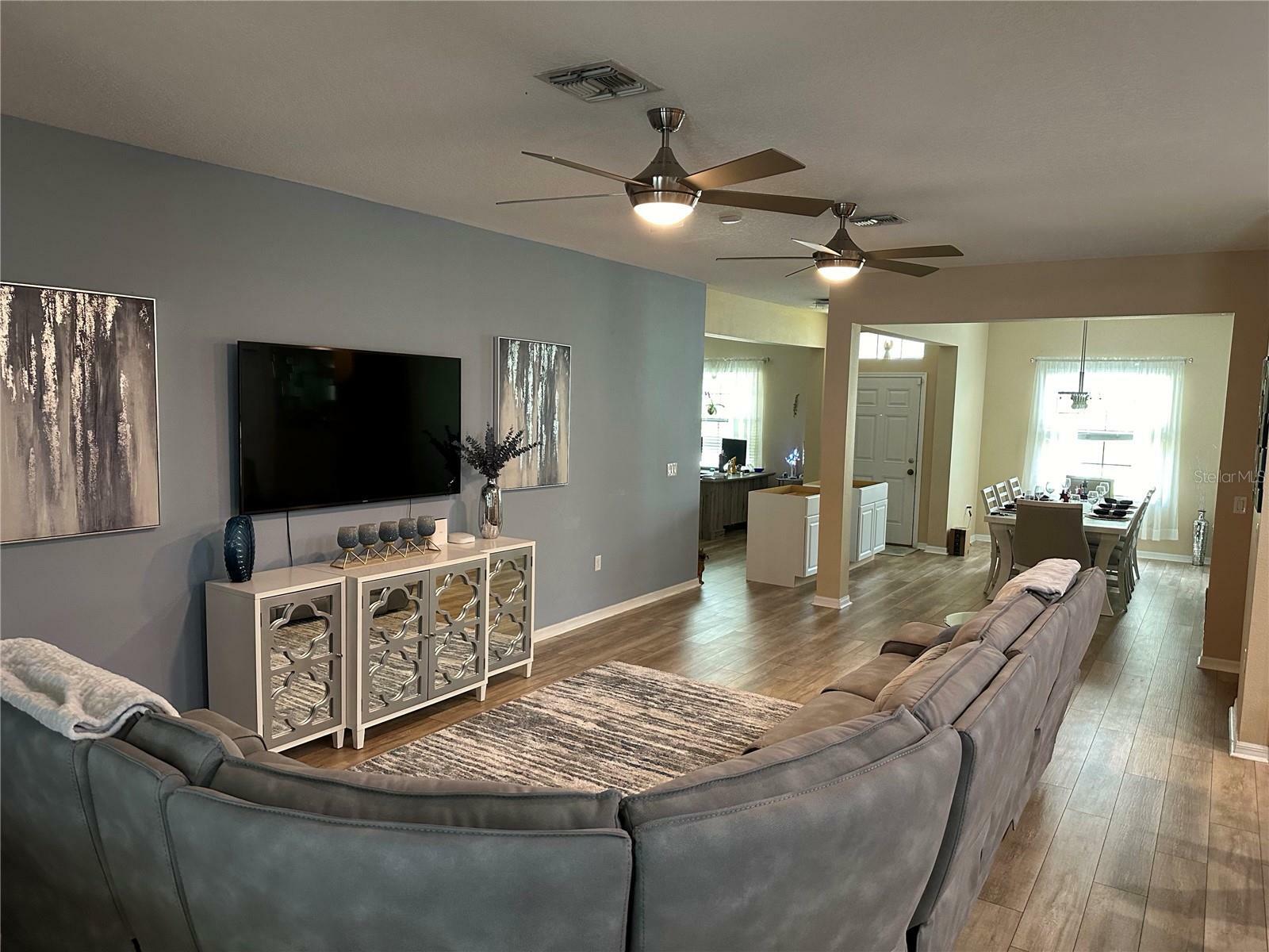 Property Photo:  2271 50th Street Circle E  FL 34221 