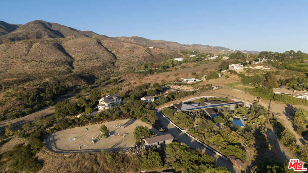 Property Photo: 5900 Bonsall Drive CA 90265