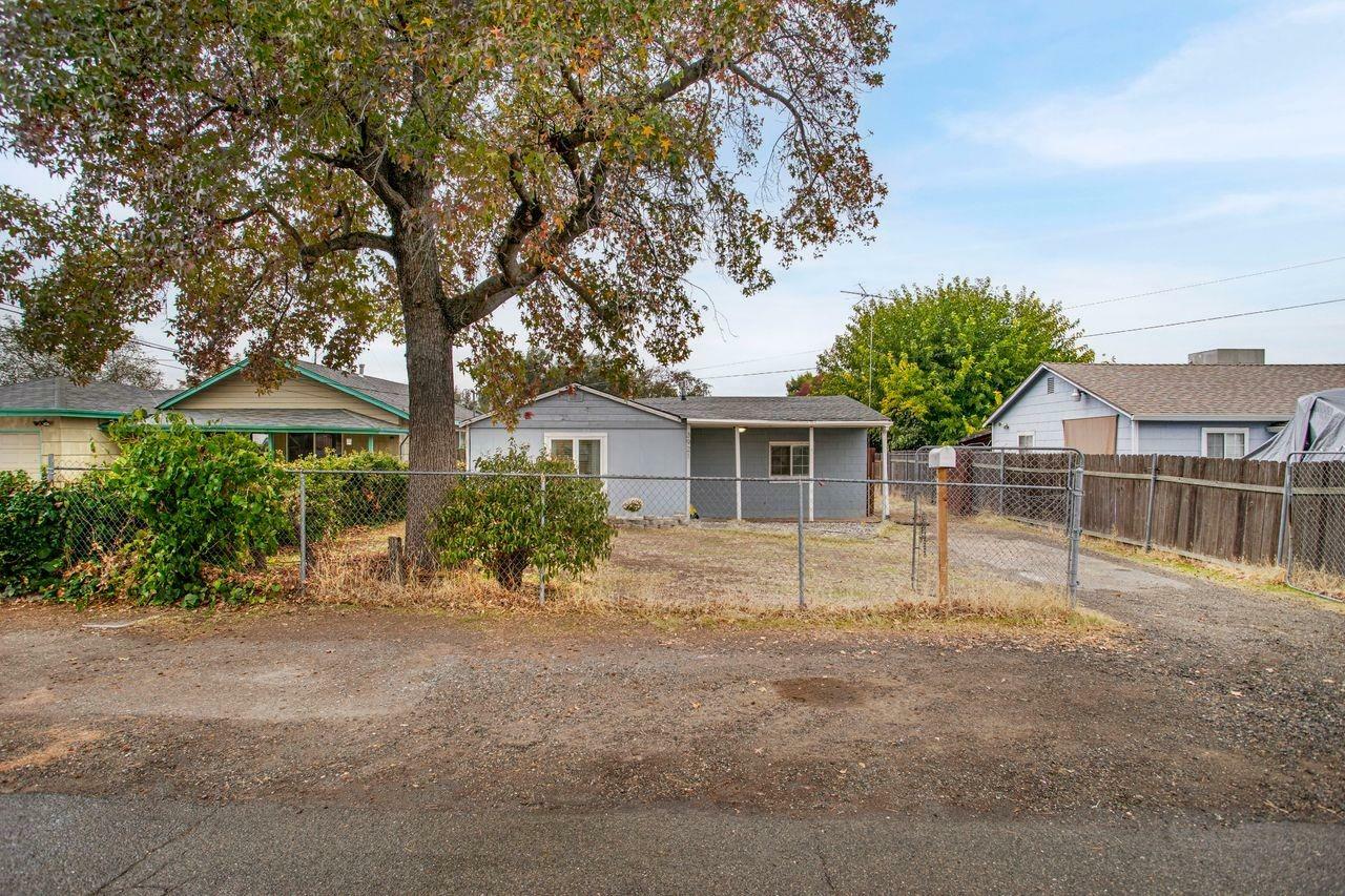 Property Photo:  3921 Dayton Street  CA 95838 