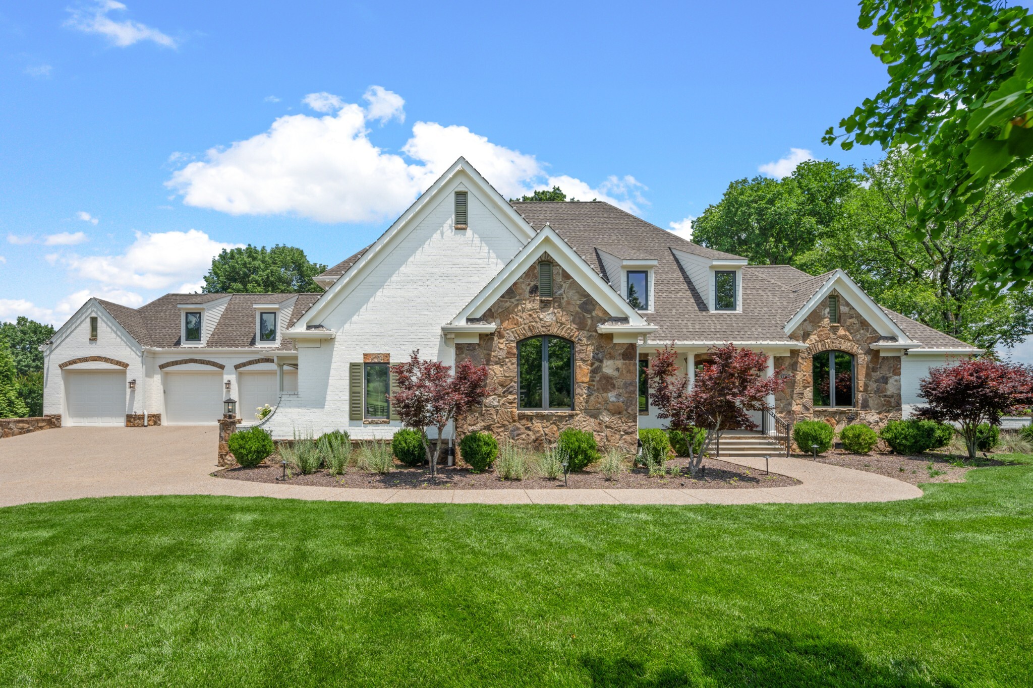 Property Photo: 1702 Old Hillsboro Rd TN 37069