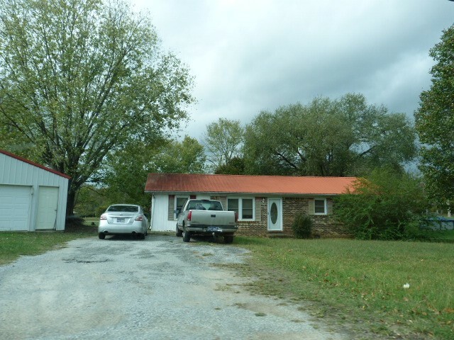 Property Photo:  48 Andy Hillis Rd  TN 37110 