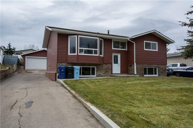 517 Beacon Hill Drive  Fort McMurray AB T9H 2R4 photo