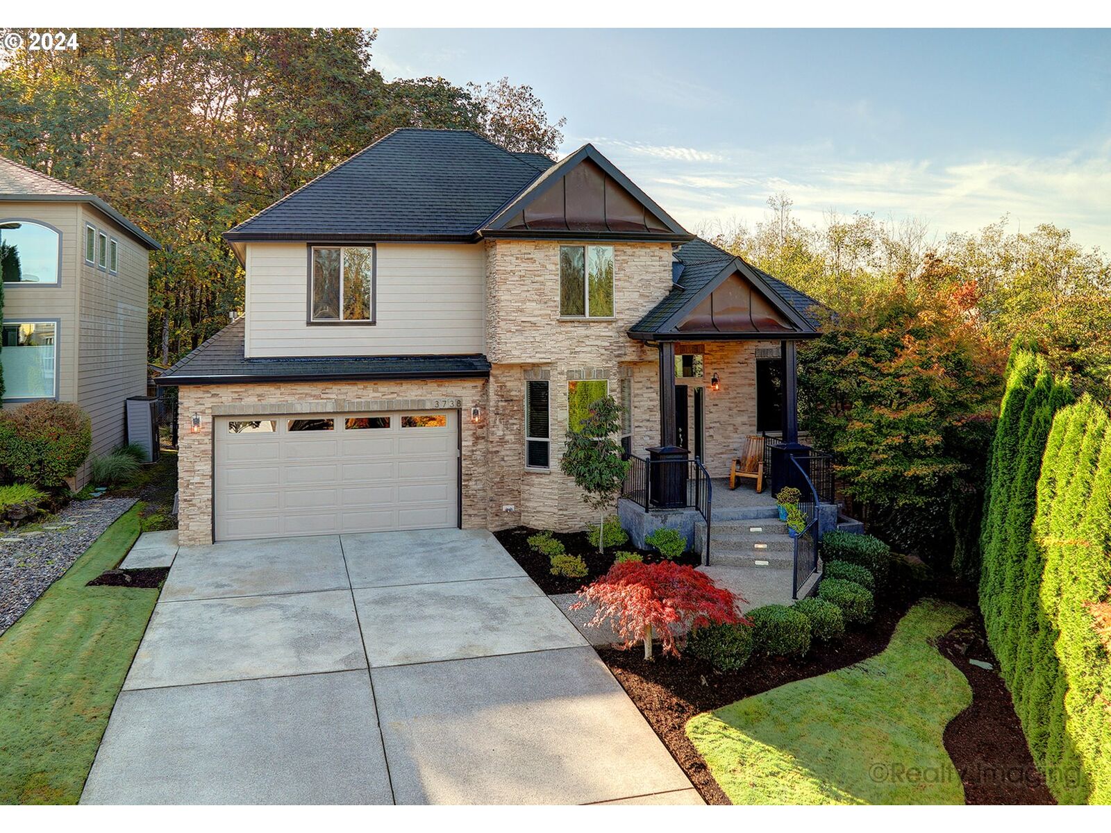 Property Photo:  3738 NW 19th Cir  WA 98607 