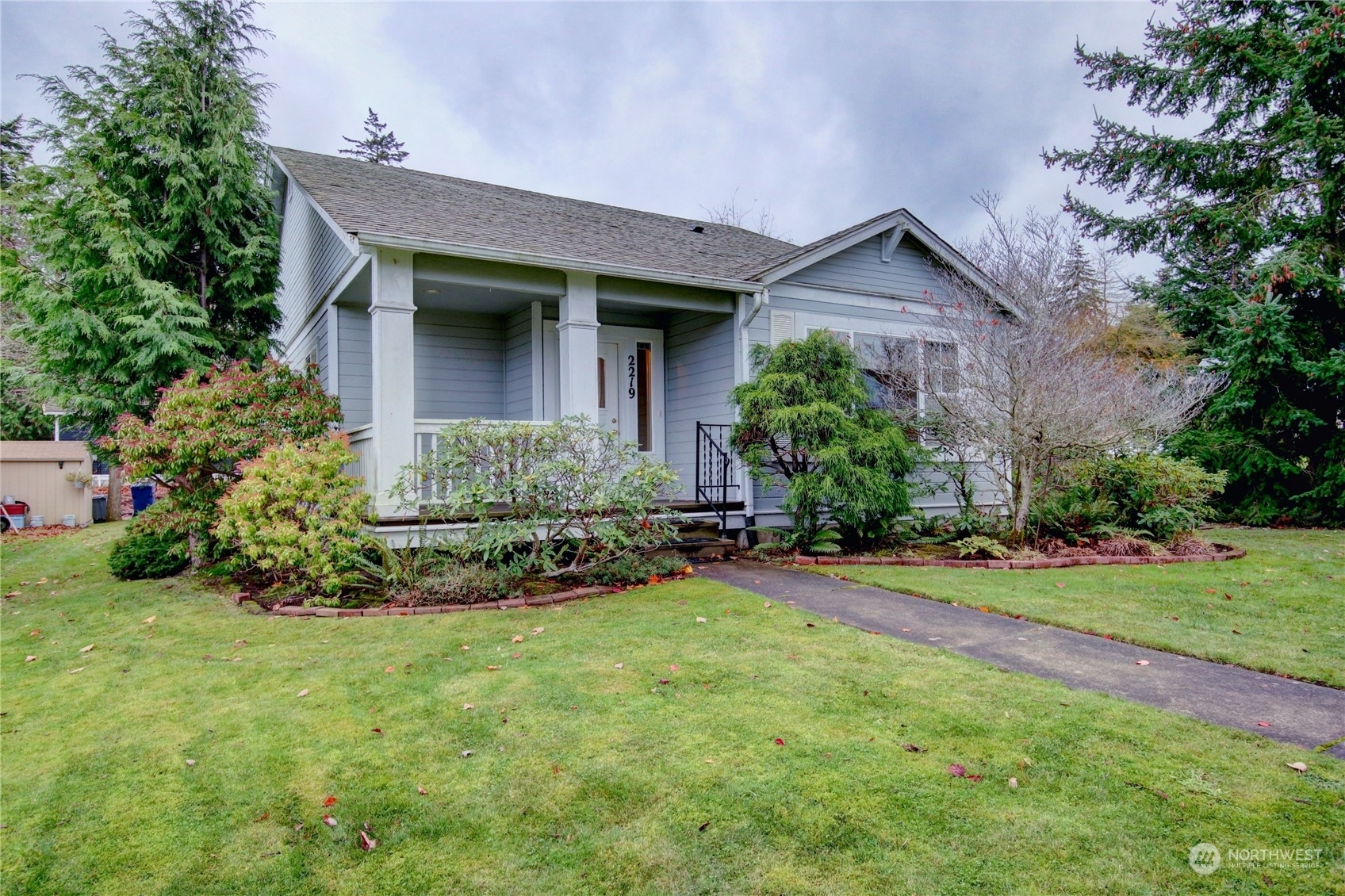 Property Photo:  2219  26th Street  WA 98221 