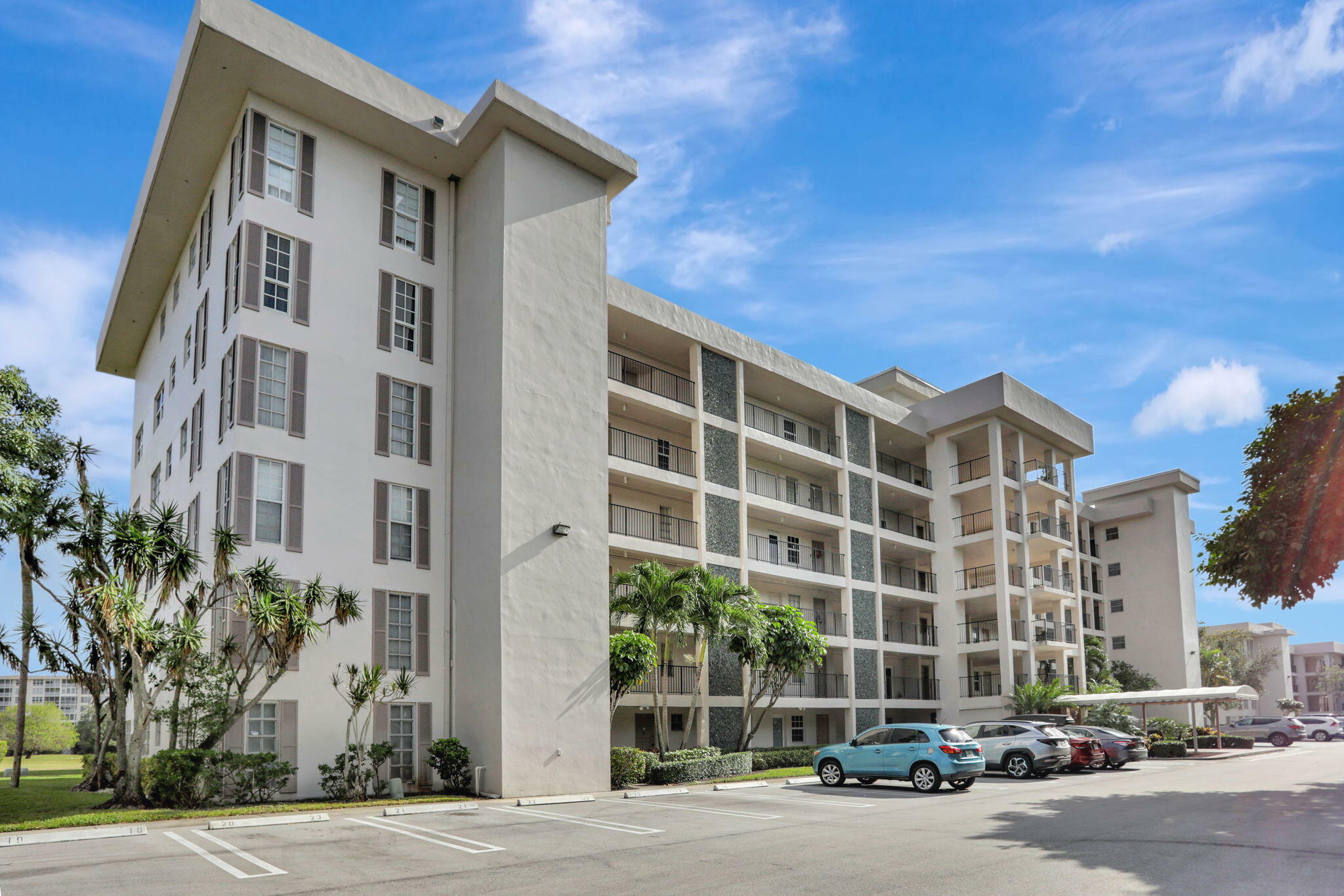 Property Photo:  2850 N Palm Aire Drive 605  FL 33069 