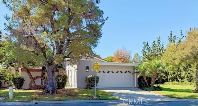 Property Photo:  5117 Miembro  CA 92637 