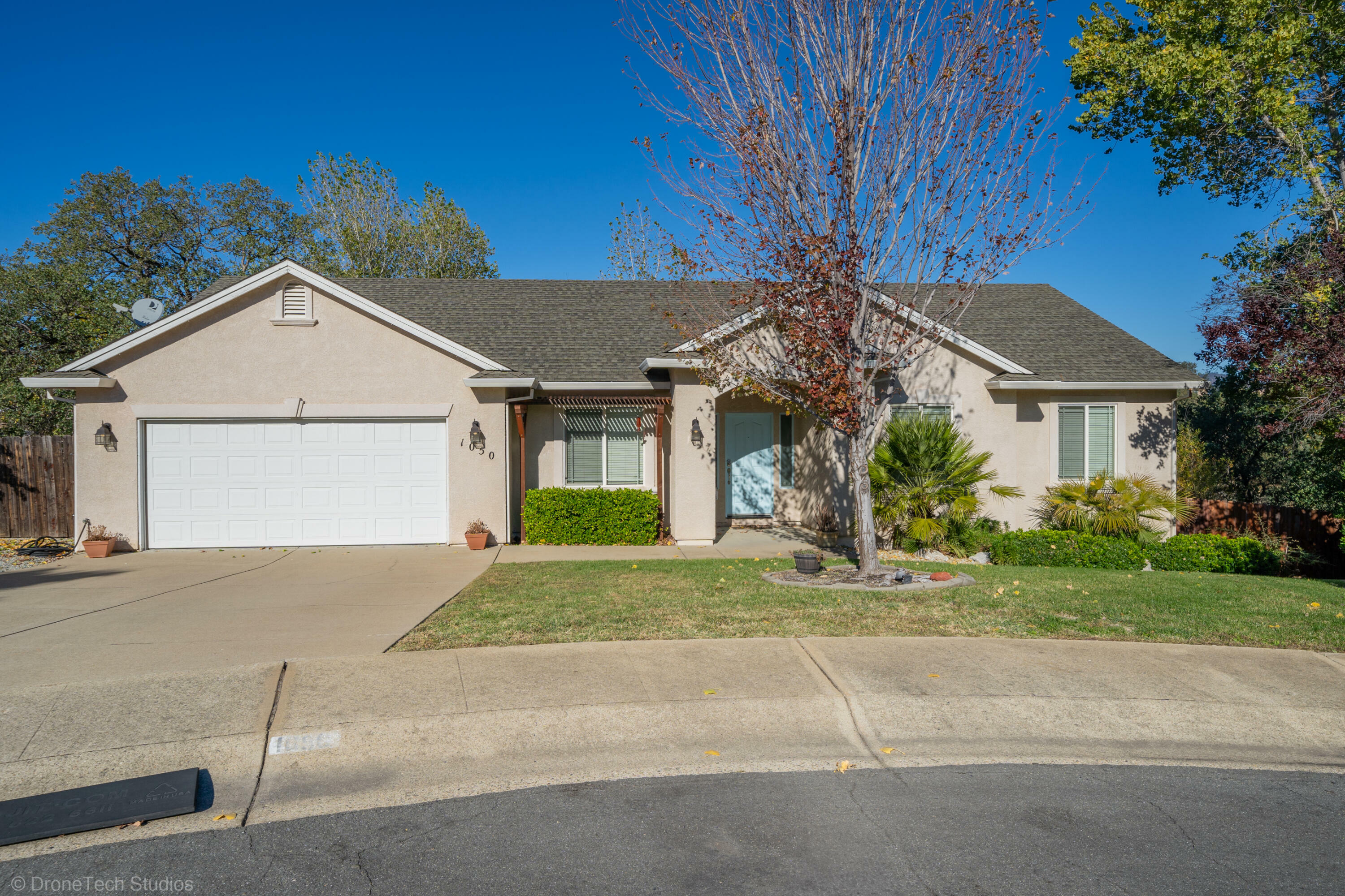 1050 Hillsdale Court  Redding CA 96003 photo