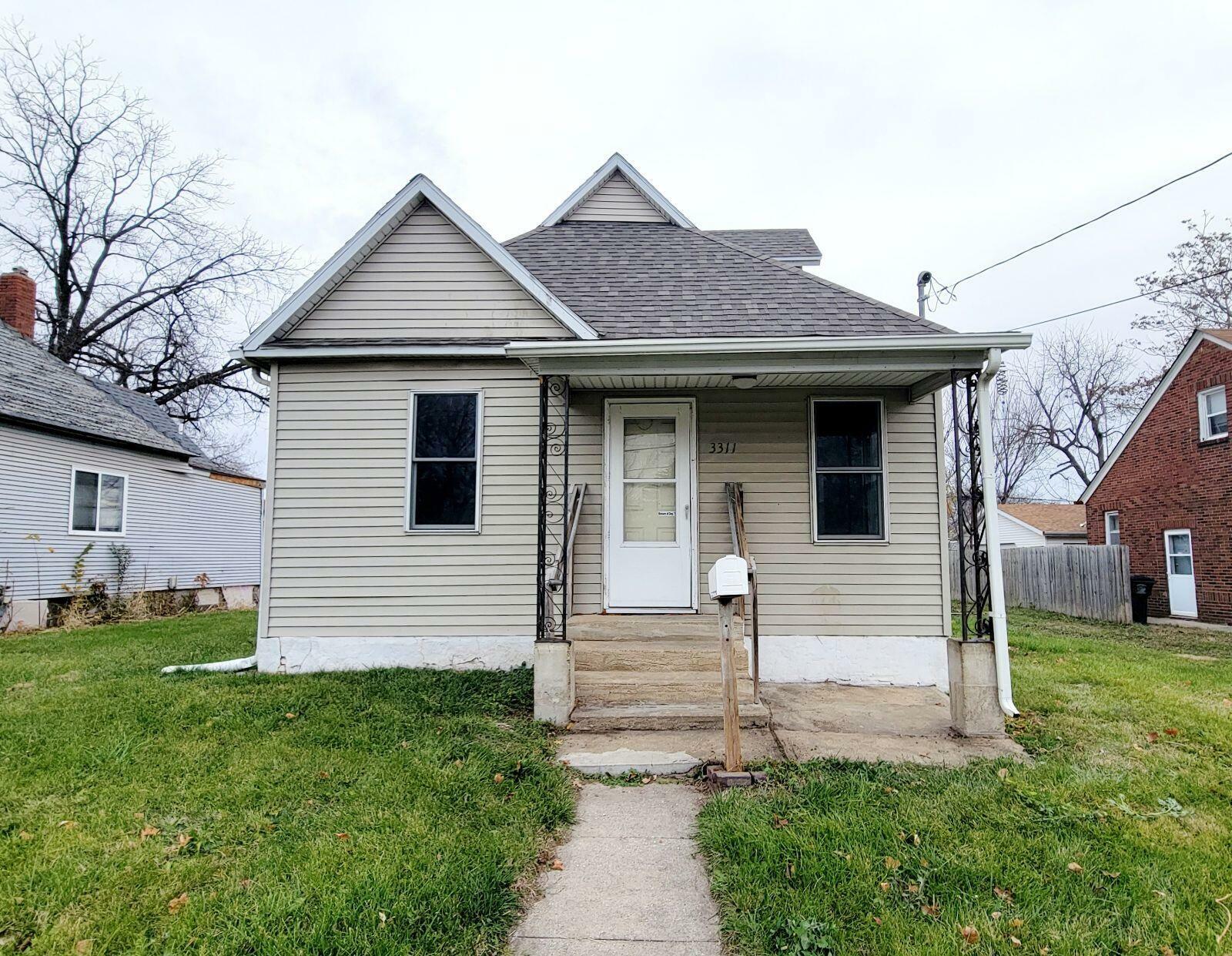 Property Photo:  3311 2nd Avenue  IA 50313 