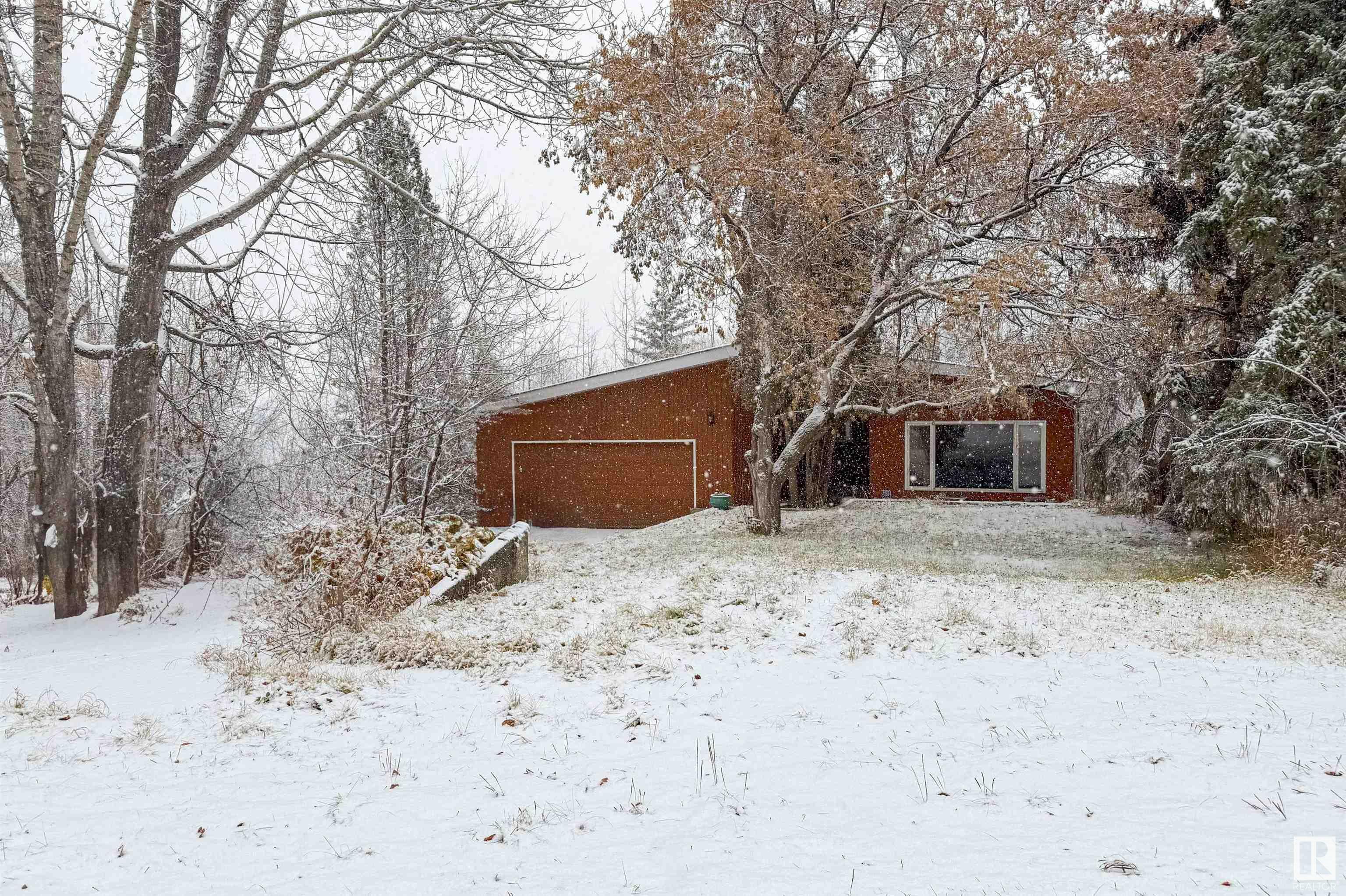 Property Photo:  25431 Twp Road 512 A 7  AB T7Y 1A8 