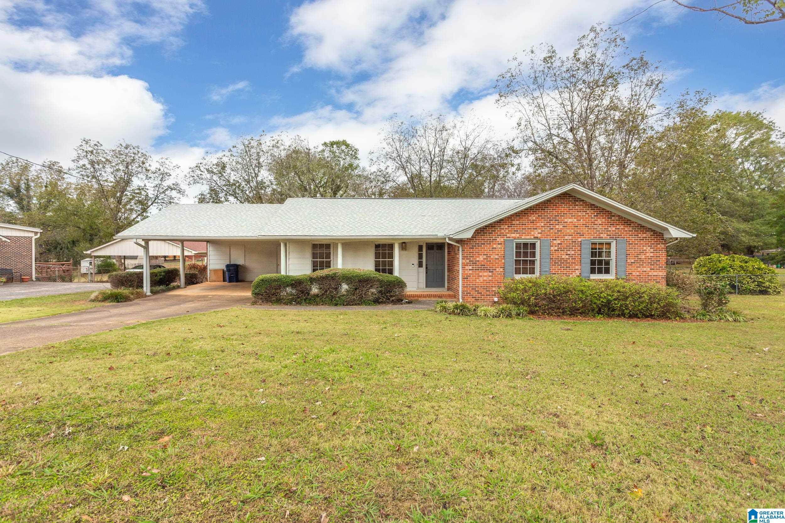 Property Photo:  1013 Southwood Avenue  AL 35160 