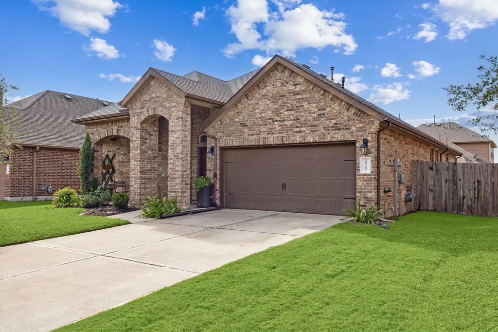 Property Photo:  2722 Kaman Lane  TX 77581 