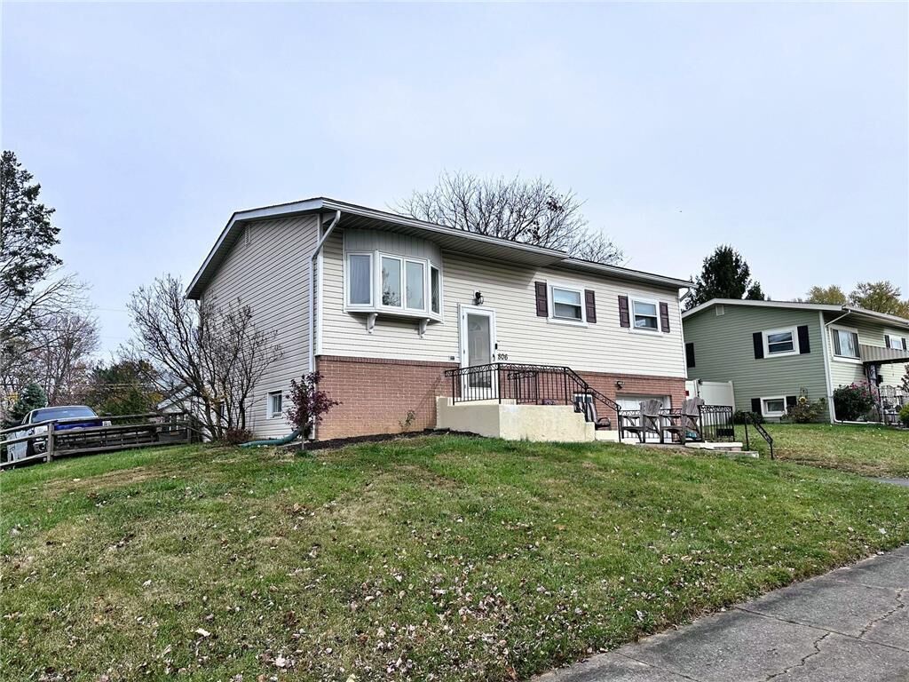 Property Photo:  806 Faith Drive  PA 18032 