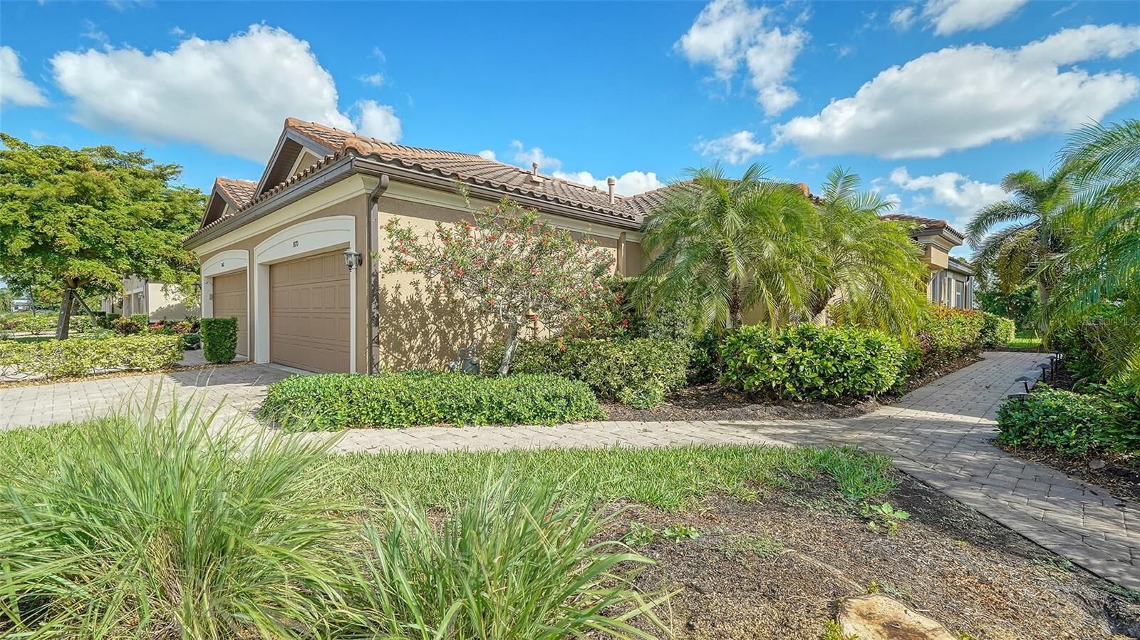 Property Photo: 5870 Cavano Drive FL 34231