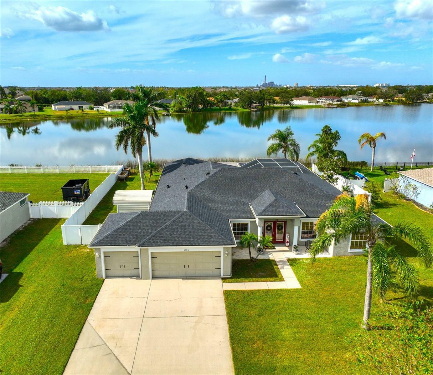 Property Photo:  6725 Clair Shore Drive  FL 33572 