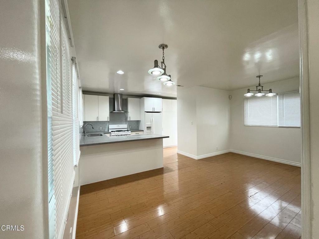 Property Photo:  7452 Sylmar Ave  CA 91405 