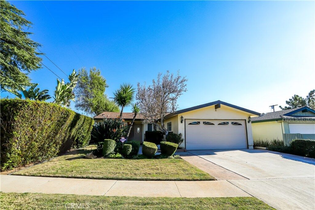 Property Photo:  14942 La Mesa Street  CA 91342 