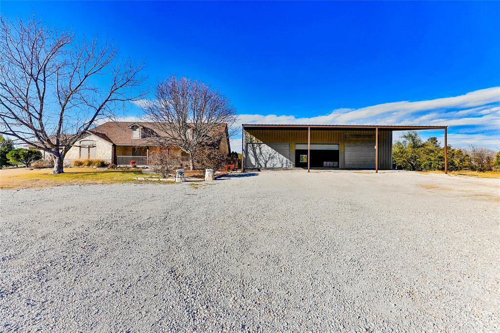 Property Photo: 1723 McClendon Road TX 76088
