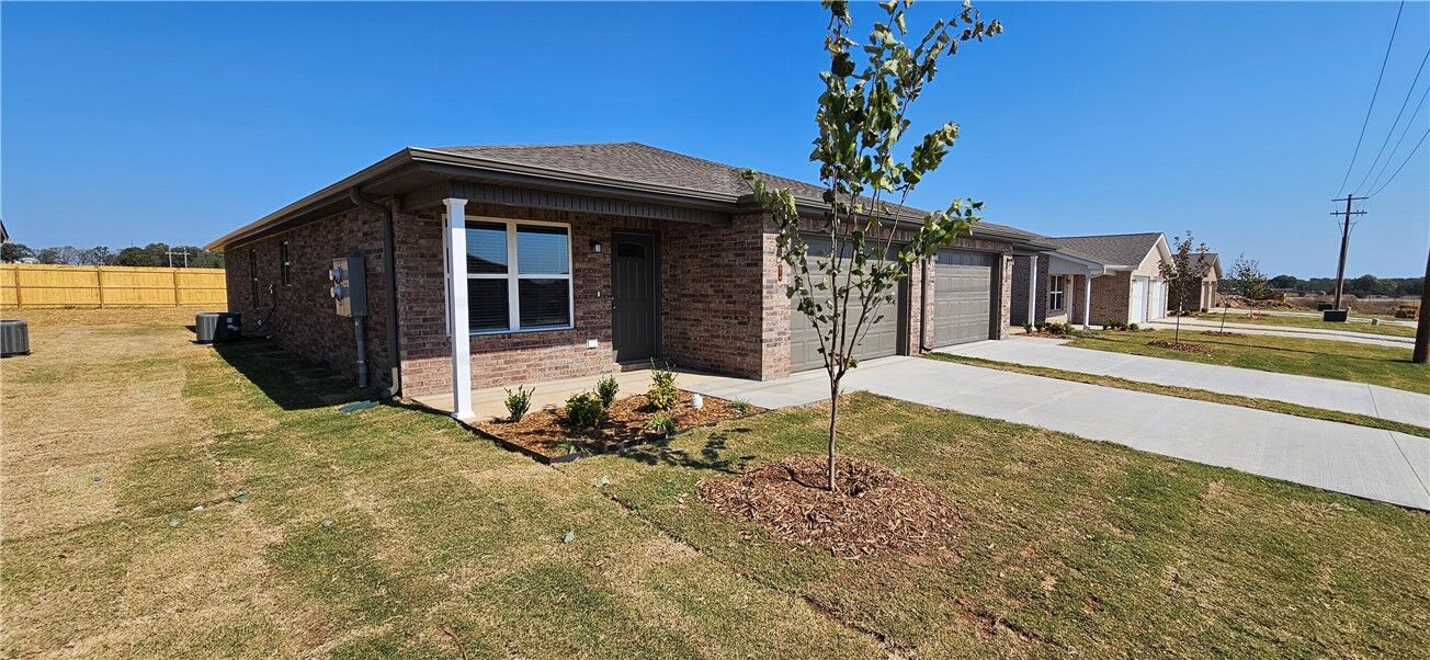 Property Photo:  514 69th Avenue  AR 72712 