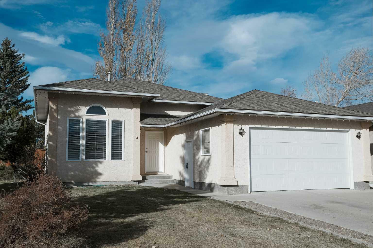 3 Mt Blakiston Place W  Lethbridge AB T1K 6M4 photo