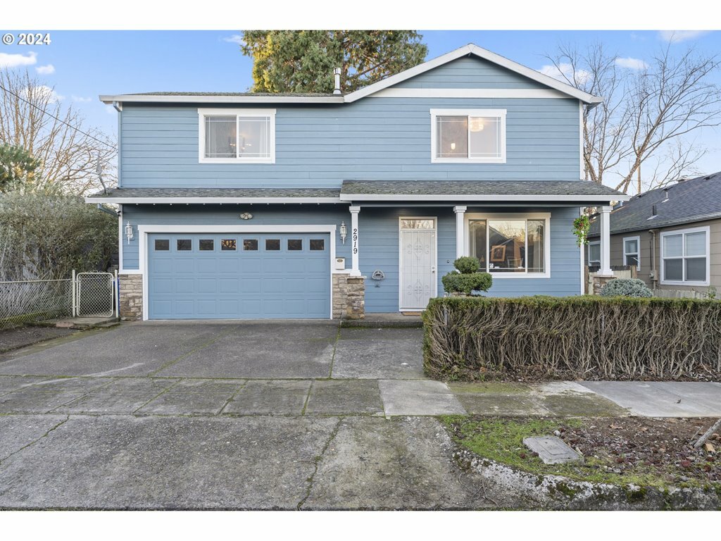 Property Photo:  2919 SE 80th Ave  OR 97206 