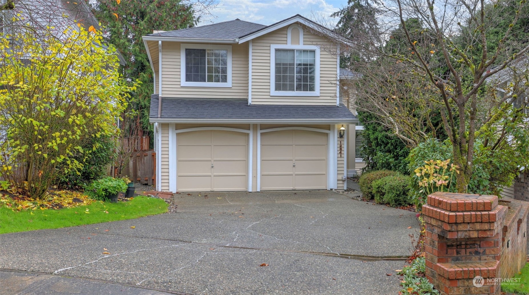 Property Photo:  12641 104th Avenue NE  WA 98034 