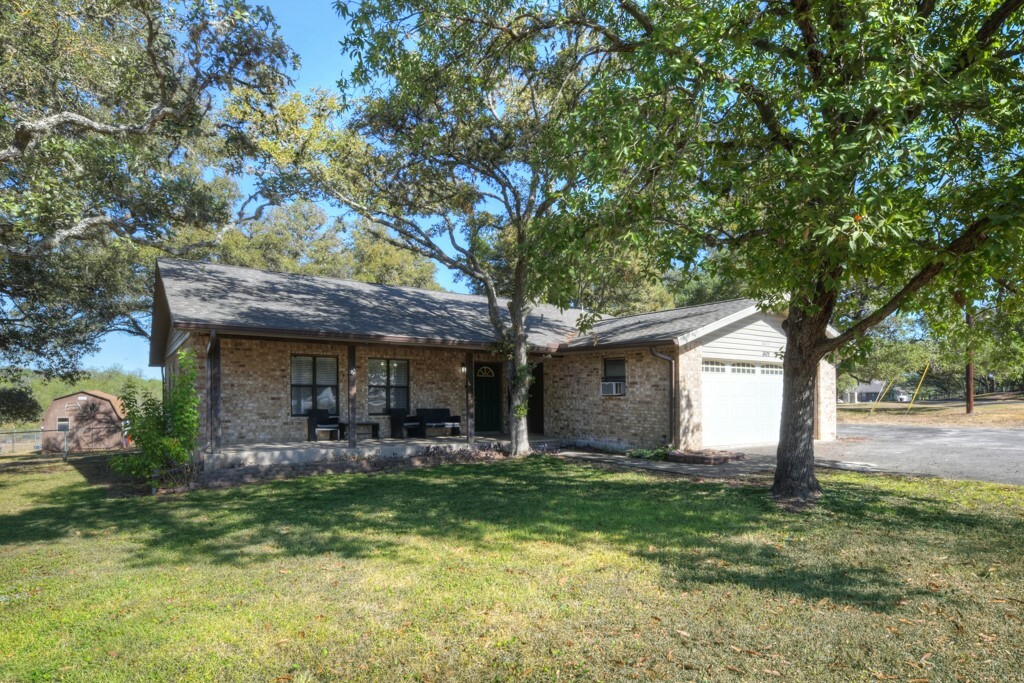 1401 Timberwood Trail  New Braunfels TX 78132 photo