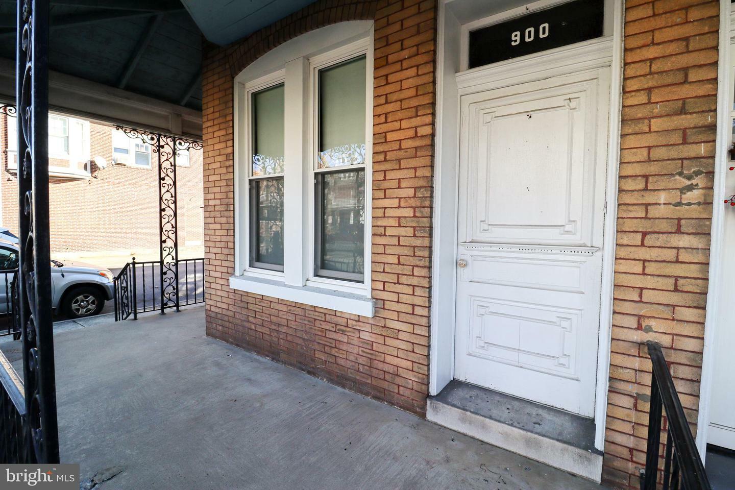 Property Photo:  900 W King Street  PA 17403 