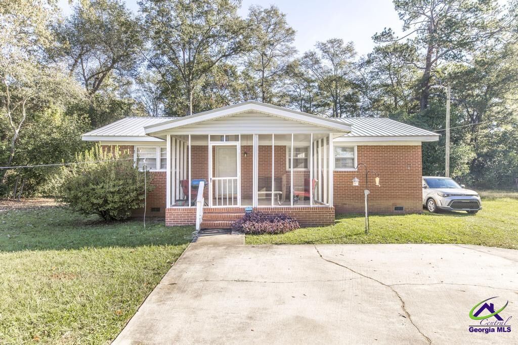 Property Photo:  40 Forest Hill Circle  GA 31036 