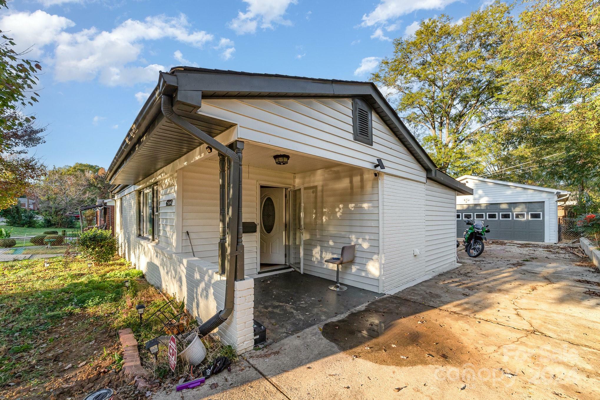 Property Photo:  4222 Tillman Road  NC 28208 