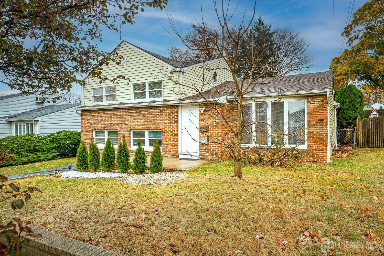 Property Photo:  6 Dunlap Drive  NJ 08859 