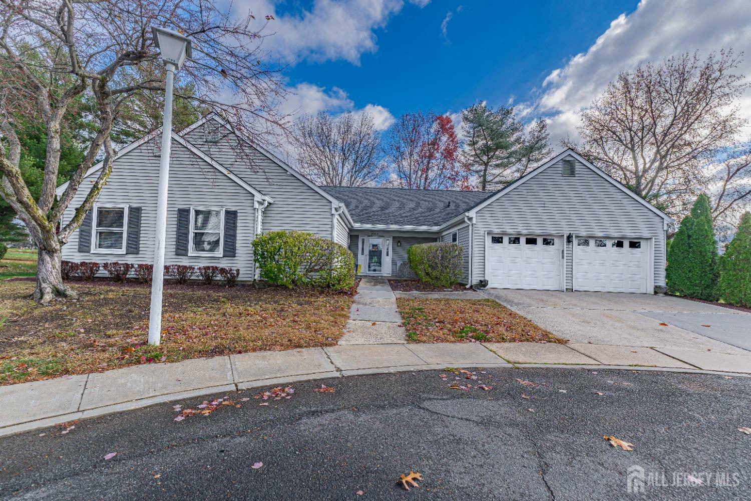 Property Photo:  670 Windgate Court A  NJ 08831 