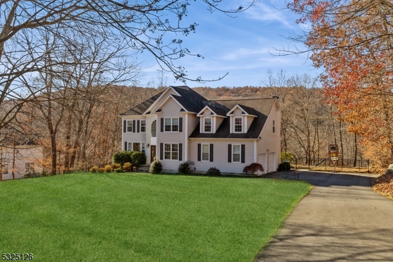 Property Photo: 17 Cottonwood Trl NJ 07871