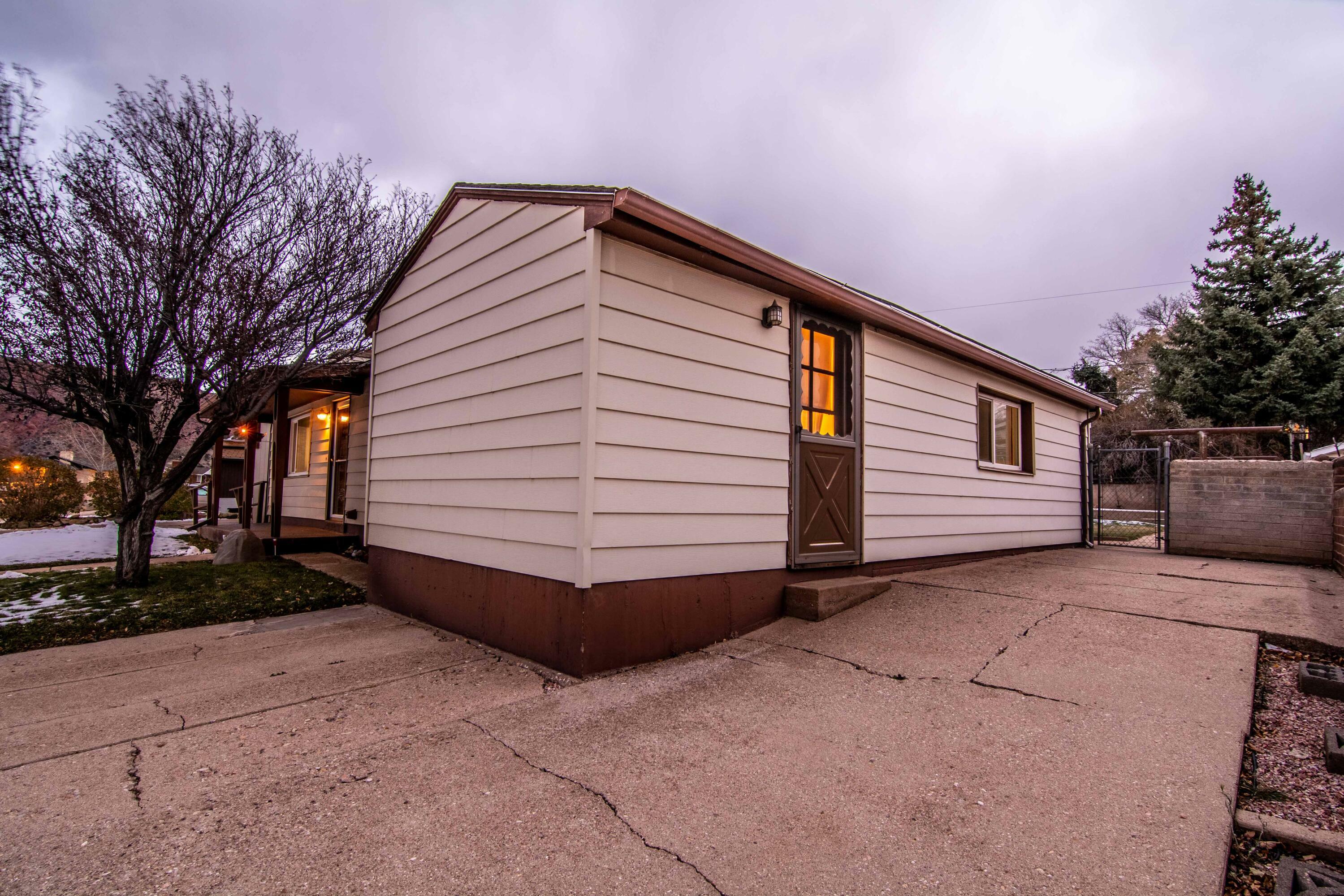 Property Photo:  174 Monterey Dr  UT 84720 