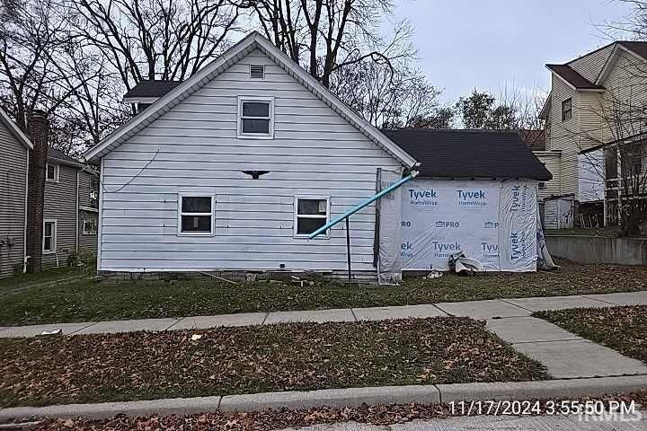 Property Photo:  711 Ann Street  IN 46545-6146 