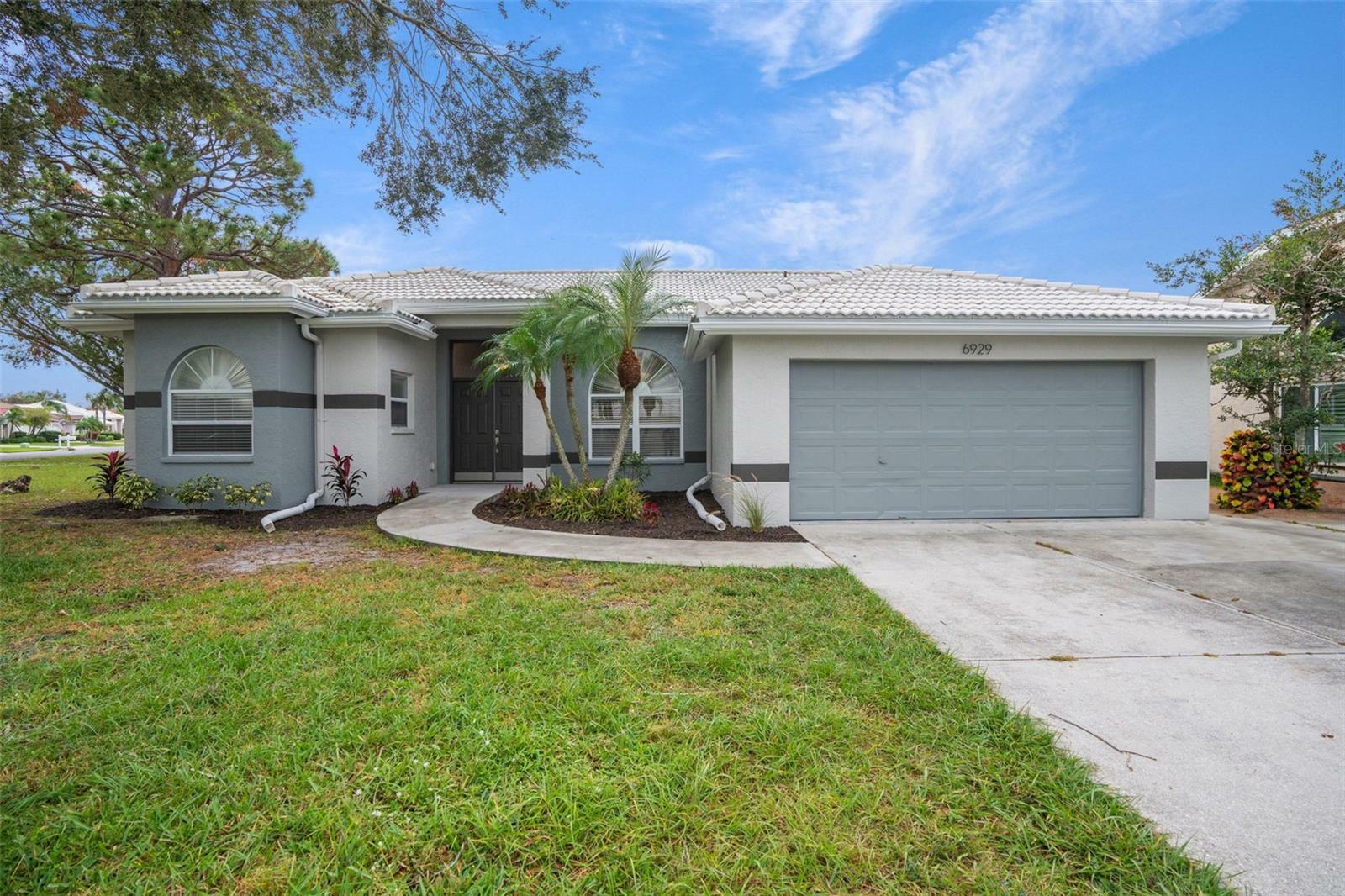 6929 Stetson Street Circle  Sarasota FL 34243 photo