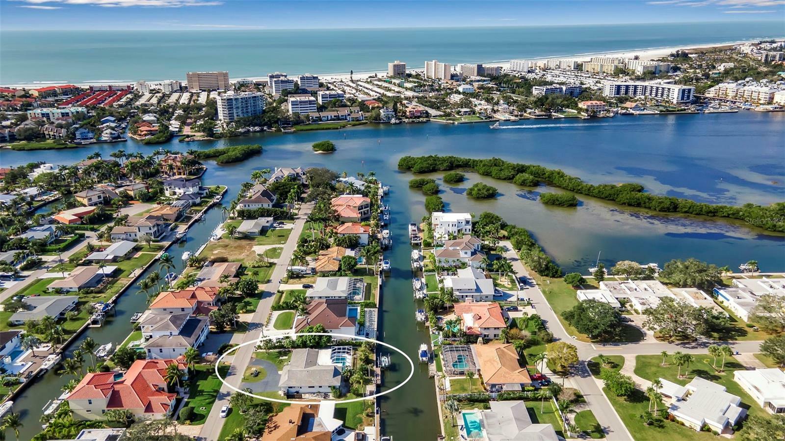Property Photo: 1649 Stanford Lane FL 34231