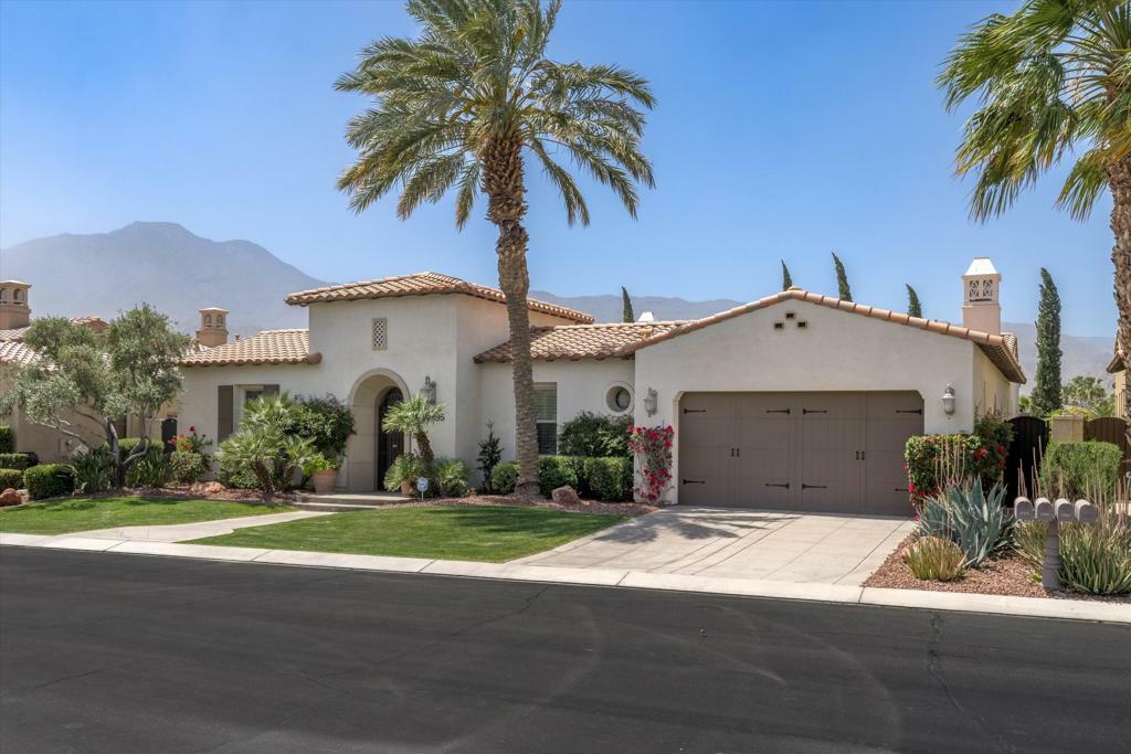 Property Photo:  57895 Rosewood Court  CA 92253 