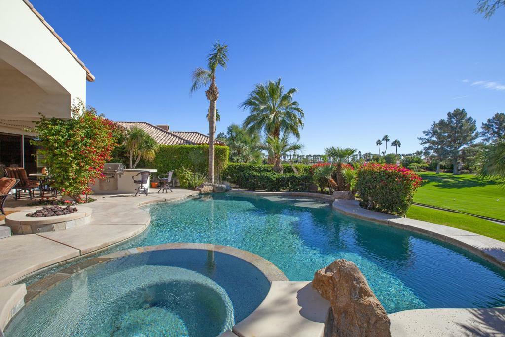 Property Photo:  79055 Rancho La Quinta Drive  CA 92253 