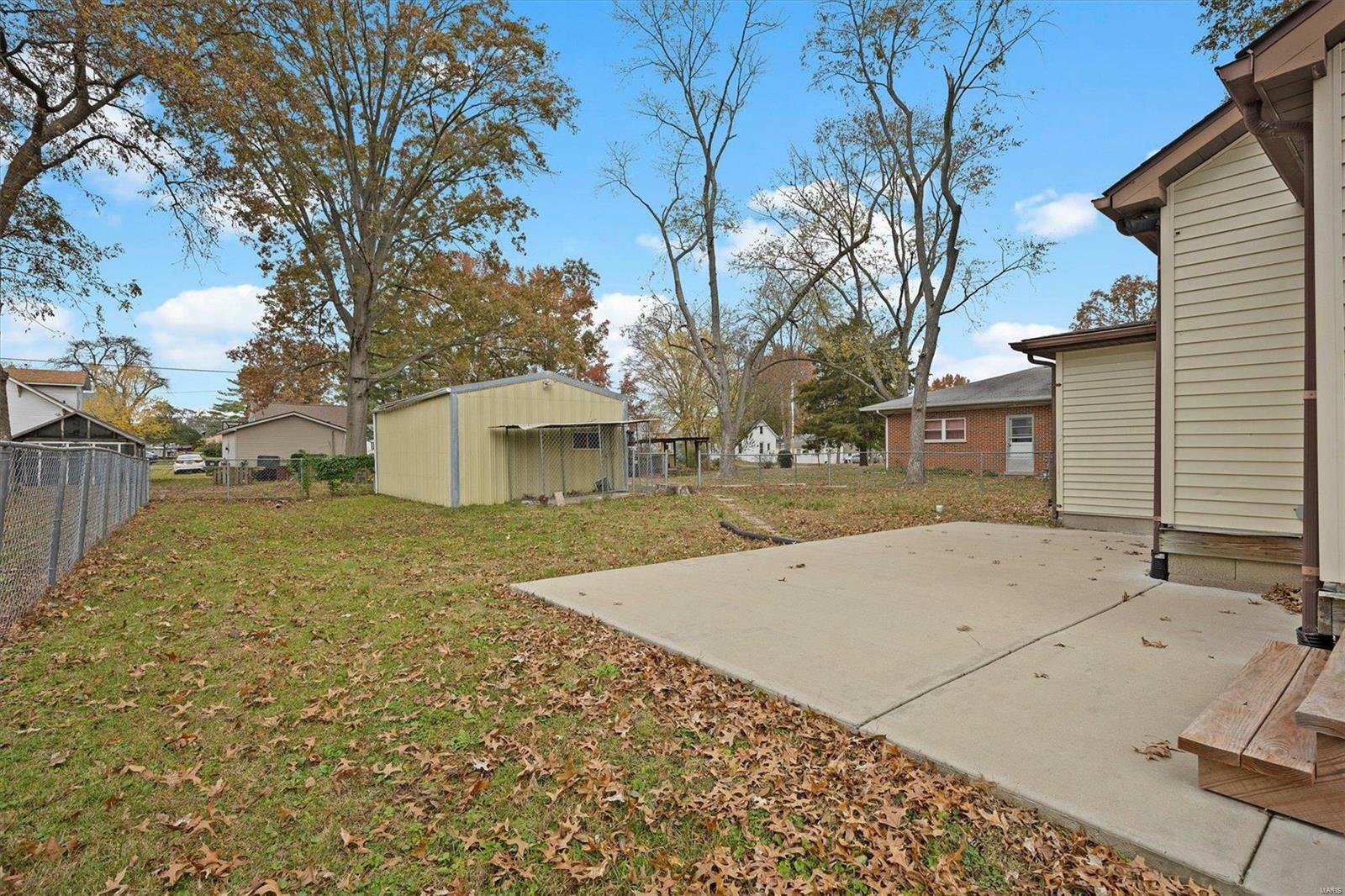 Property Photo:  402 S Clinton Street  IL 62264 