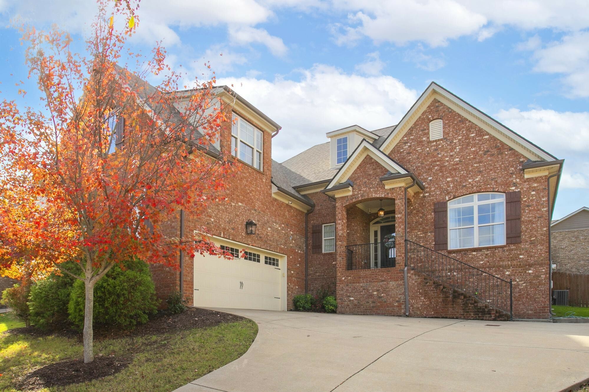 Property Photo:  3005 White Park Dr  TN 37211 