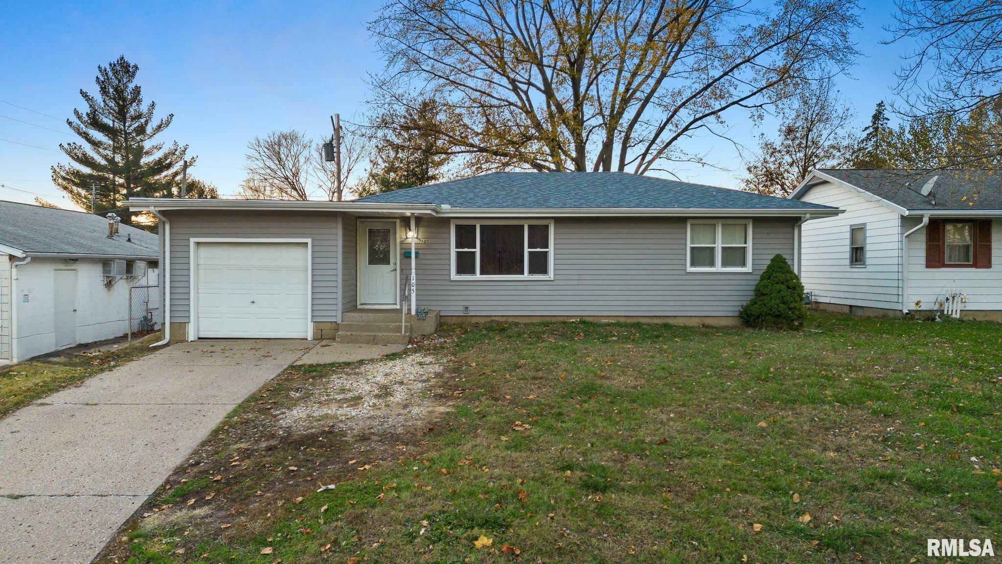 Property Photo:  105 N 19th Street  IL 61554 