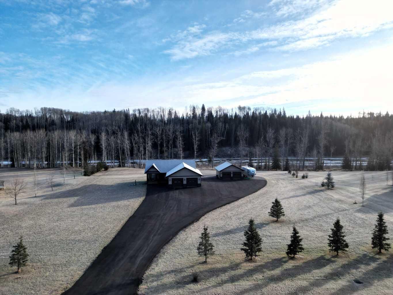 Property Photo: 16511 Township Road 532A 37 AB T7E 3A6