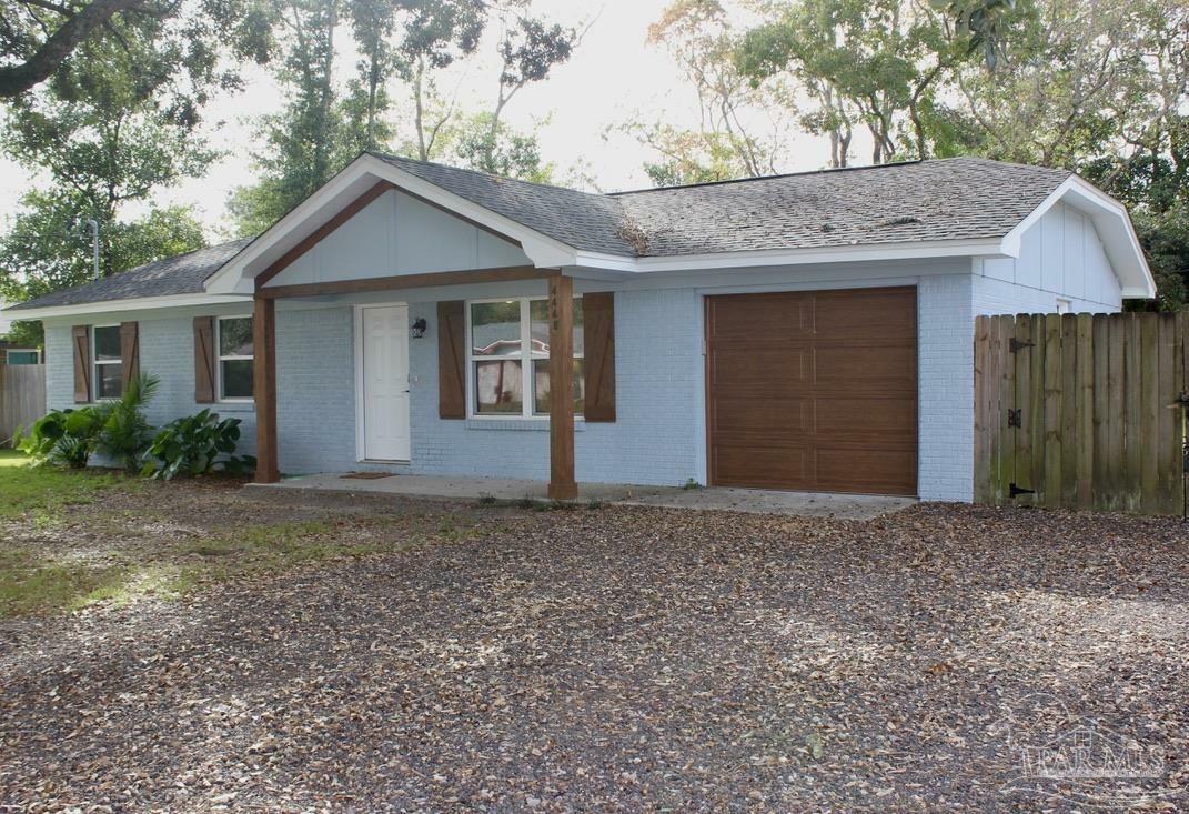 Property Photo:  4448 Pine Villa Cir  FL 32571 