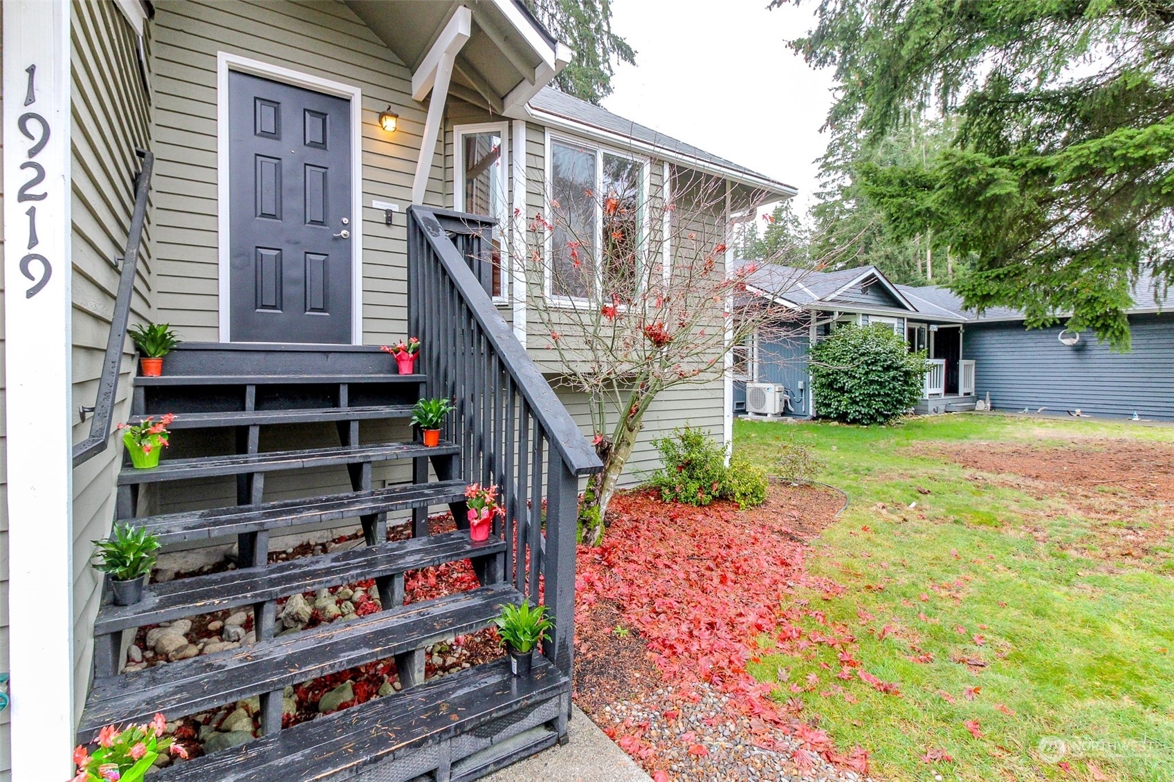 Property Photo:  19219 SE 263rd Street  WA 98042 