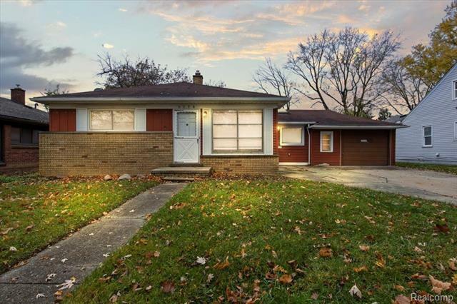 4984 Huron Street  Dearborn Heights MI 48125 photo