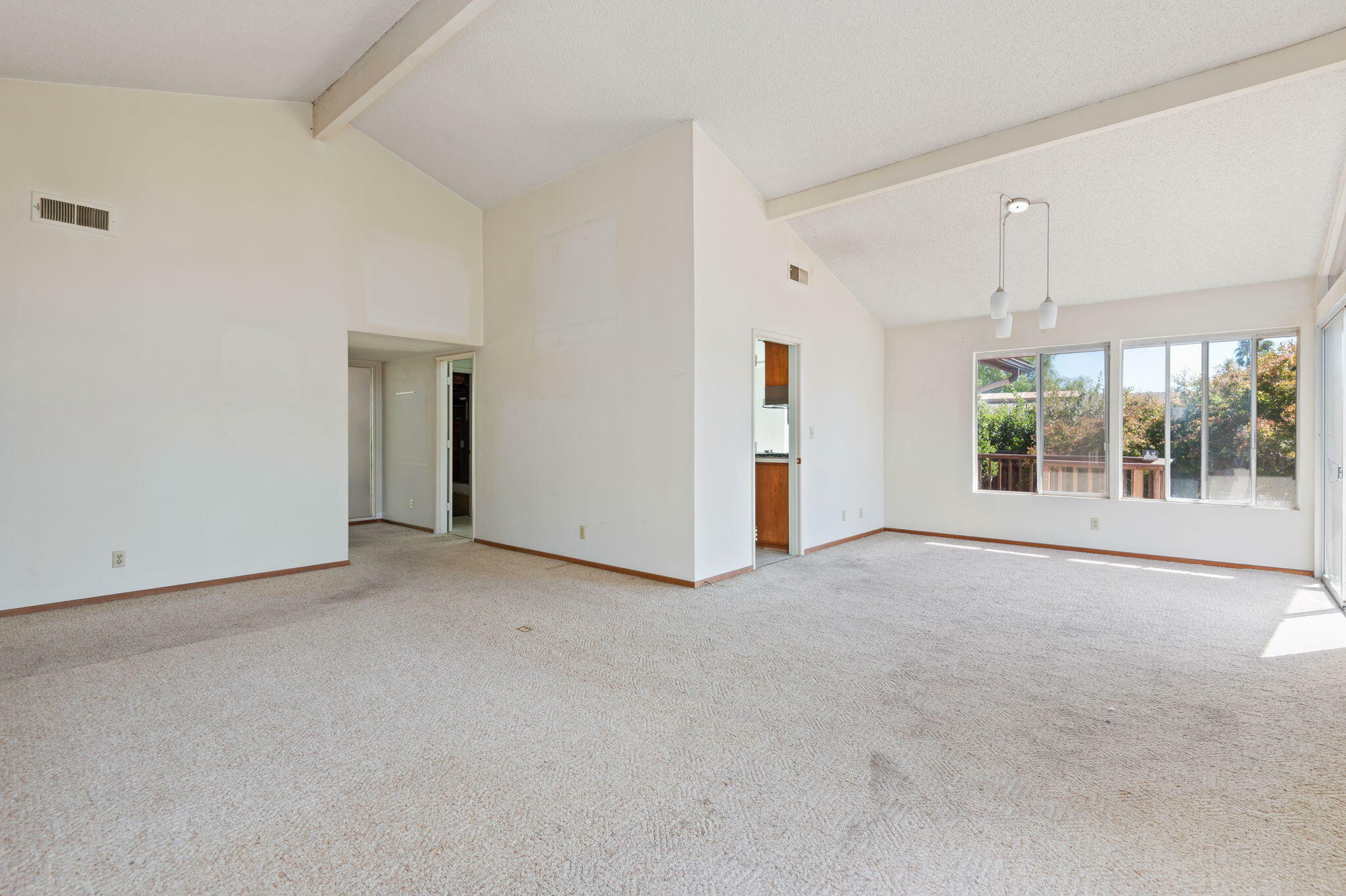 Property Photo:  4055 Naranjo Drive  CA 93110 